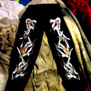 Black butterfly/lightning sweats